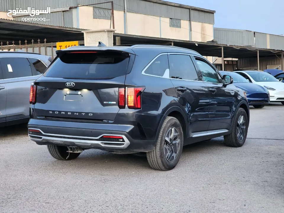 KIA SORENTO EX 2021