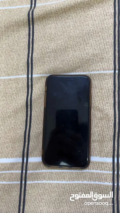iphone 11 moblie black color