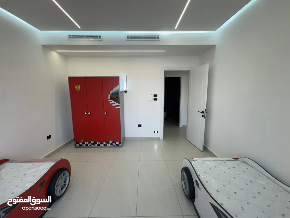 شقة مفروشة فاخرة بجاهزية كاملة للسكن – موقع مميز في رجم عميش