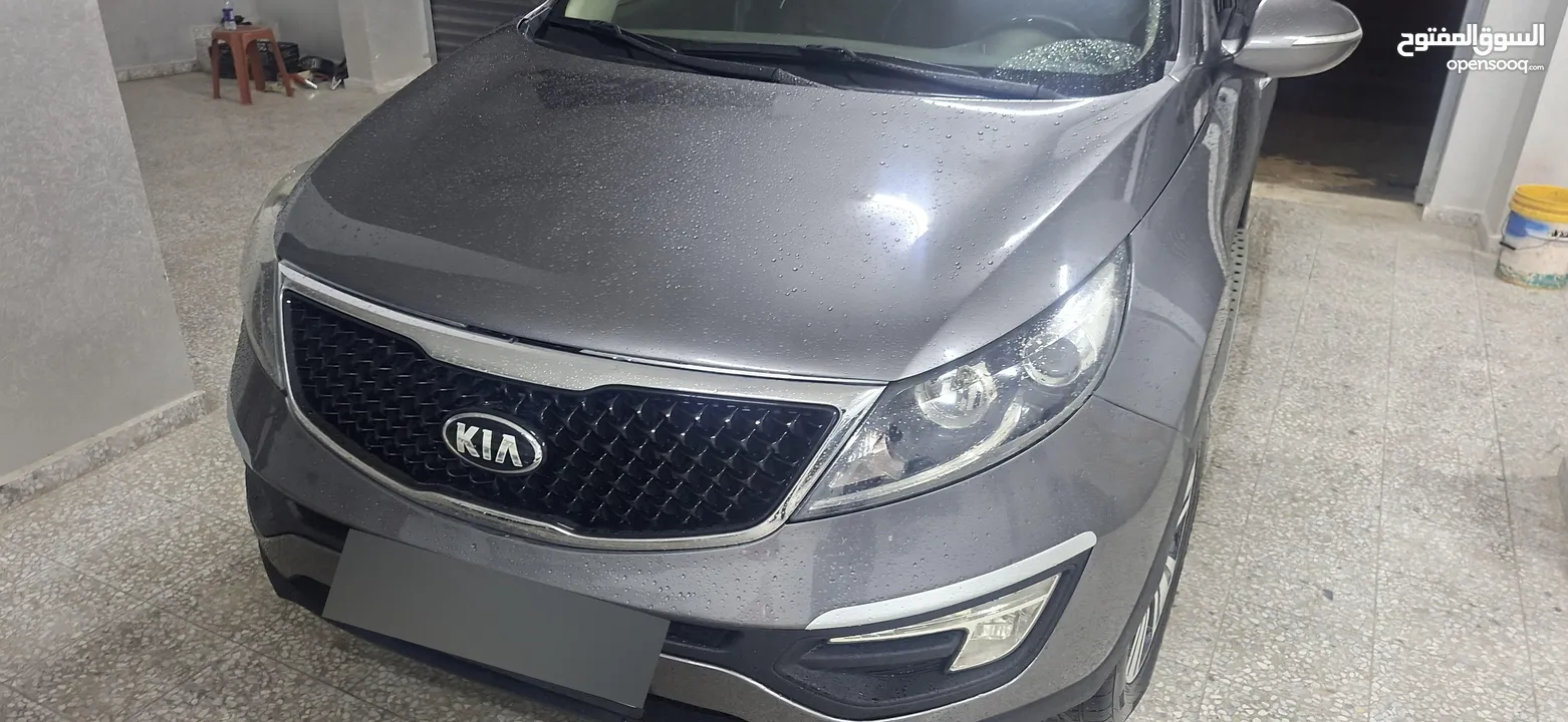 جيب كاياسبورتاج موديل 2014-اتومتيك'دفع 4×4 ماتور 2000ديزل فل فل اضافات ماعد الفتحة - نظيف من الاخر