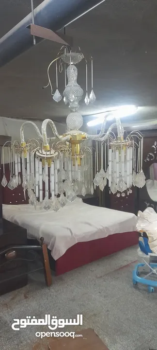 ثريات للبيع
