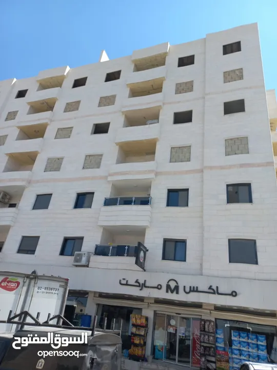 عقار مميز للبيع - شقة سكنية - حلحول زبود