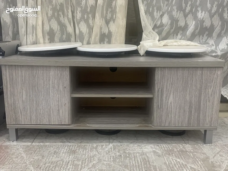 Table/tv cabinet