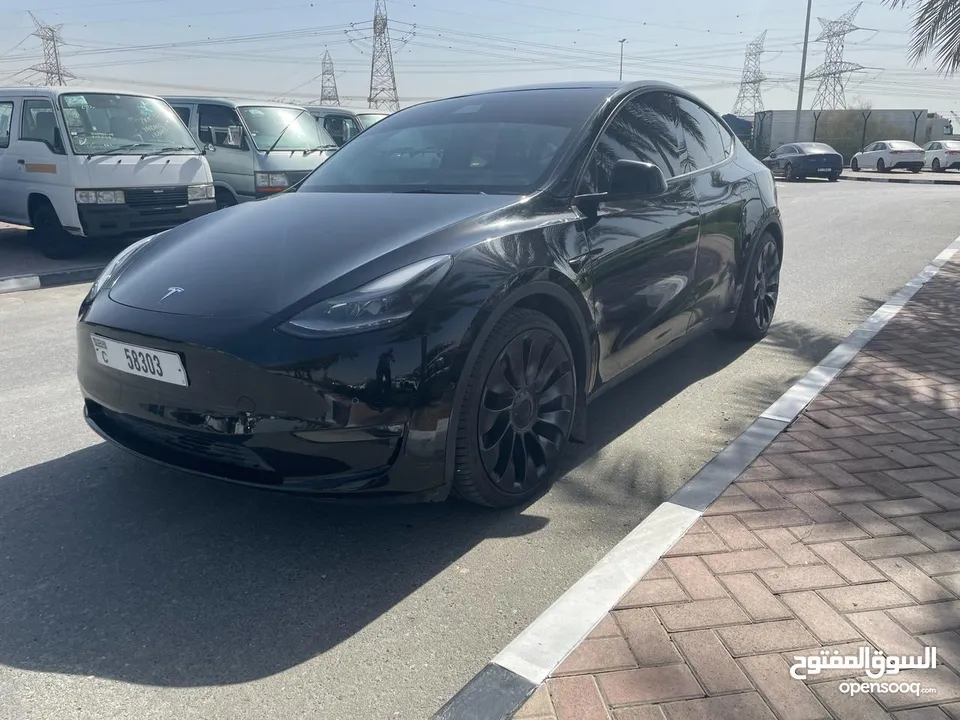 2022 TESLA MODEL Y AMERICAN SPECS LOW MILEAGE