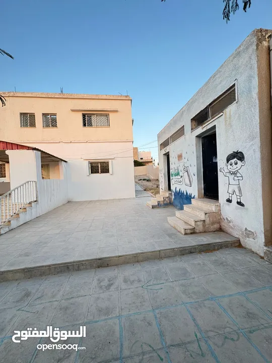 بيت مؤجر لوزارة التربية والتعليم