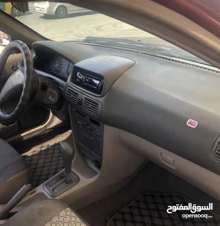 تويوتا كوروللا اوتوماتيك اصلي  موديل 2000
