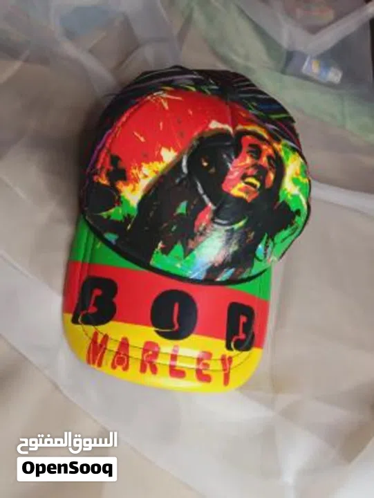 مطلووووووب كبوس مثل ذلين بشتري