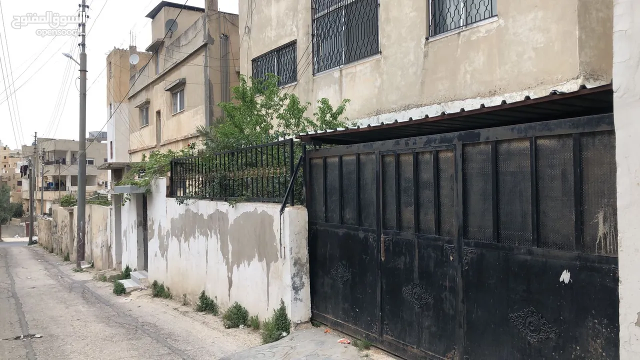 عمارة كاملة للبيع في الهاشمي الشمالي حي الزغاتيت شارع البطحاء بجوار مدرسة عين كارم