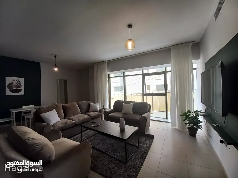 شقة مفروشة للإيجار 120م2 ( Property 18270 )