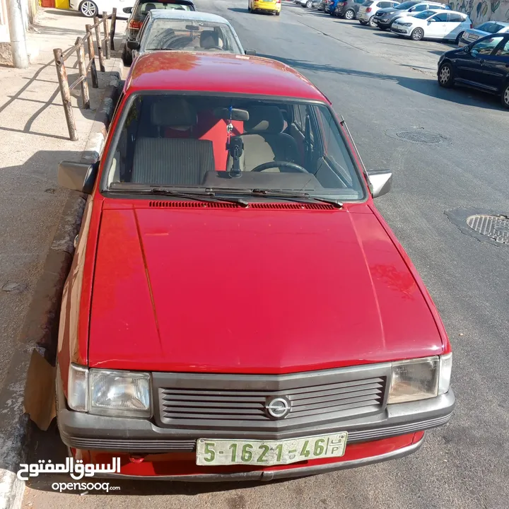 اوبل كورسا للبيع موديل 1986 مطور 1300 جير عادي
