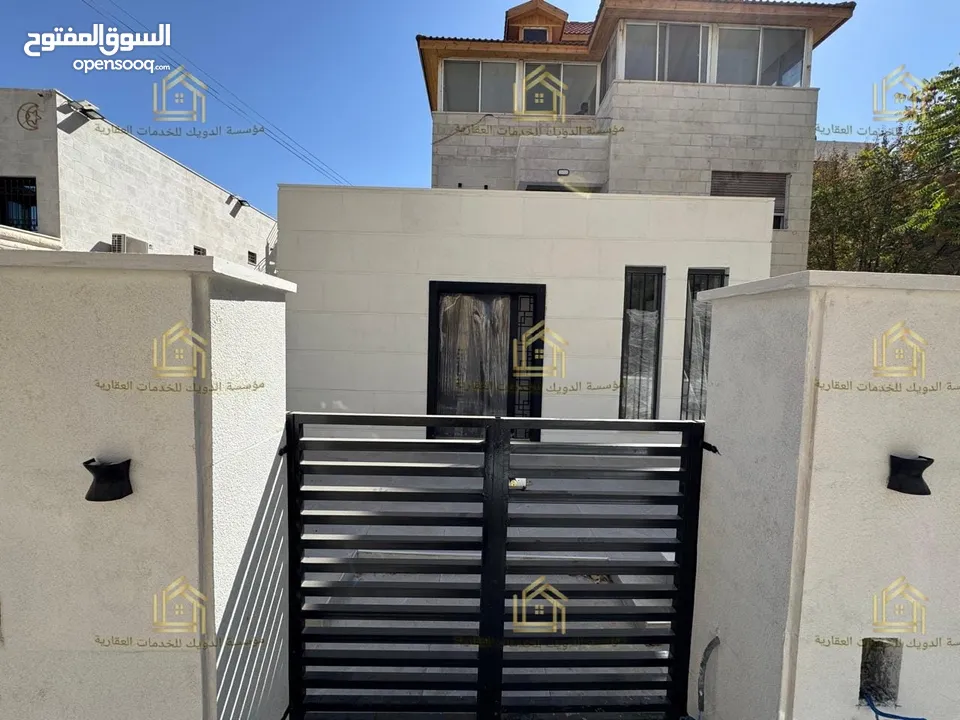 فيلا مستقلة فاخرة في أرقى واجمل مناطق عبدون