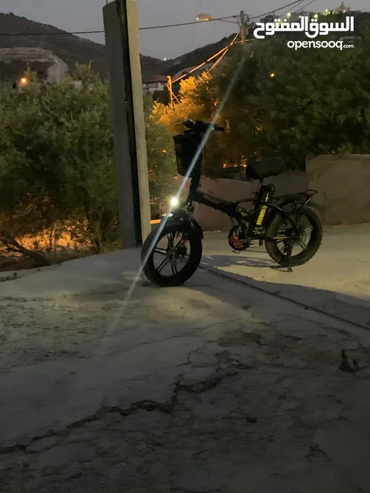 بسم الله موجود بسكليت كهربا عجل عريض جنط مغنيسيوم بسكليت نضيف وحالتو جديده مستعمل مش مهيون بطاريه 48