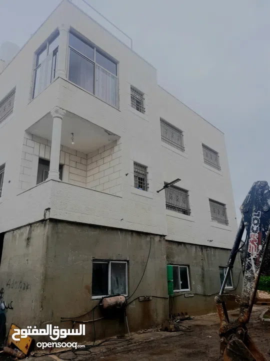 منزل على قطعة أرض 2 دونوم ، لمعرفة السعر الرجاء التواصل على الرقم في الوصف