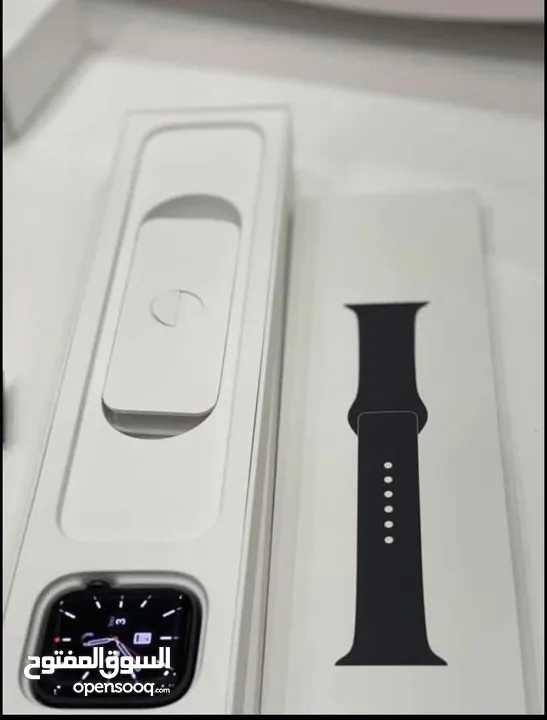 Apple Watch S6, 44 mm ساعه ابل جيل 6 ، بطاريه 100٪؜ بحاله وكاله