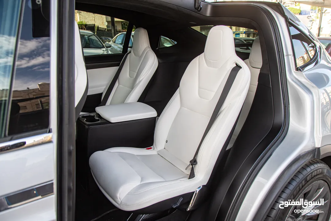 Tesla Model X 100D