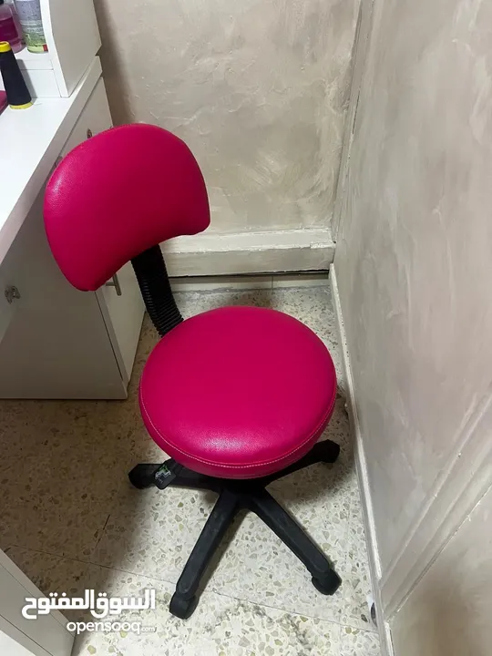 طاولة منكير وبدكير للبيع