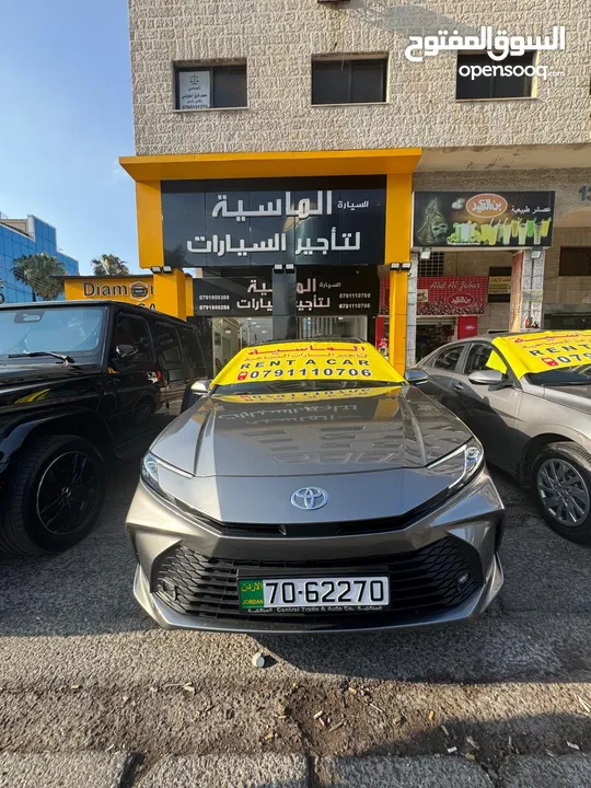 للإيجار تويوتا كامري 2025  LE بأفضل الأسعار