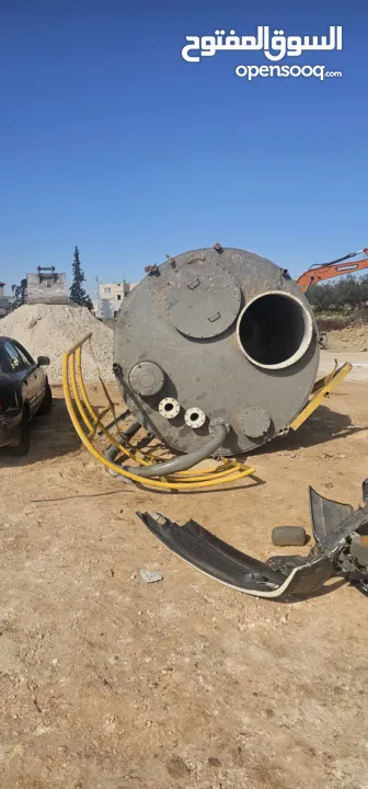 معدات للبيع