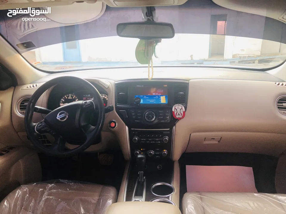 Nissan Pathfinder GCC 2016