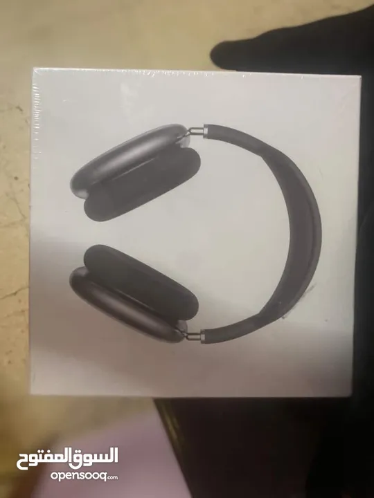 AirPods Max جديدة غير مفتوحة