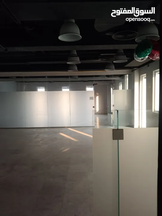 6Me18-Fabulous offices for rent in Qurm near Al Shati Street.