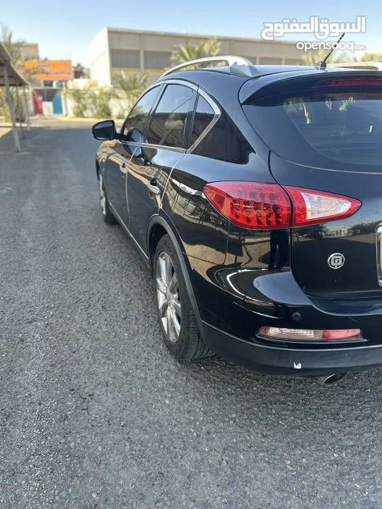 للبيع انفنتي QX50 موديل 2015 بحالة جيدة جدا