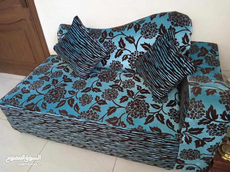 كنب 10 مقاعد للبيع بسعر مغري خشب كويس بتحمل الضغط