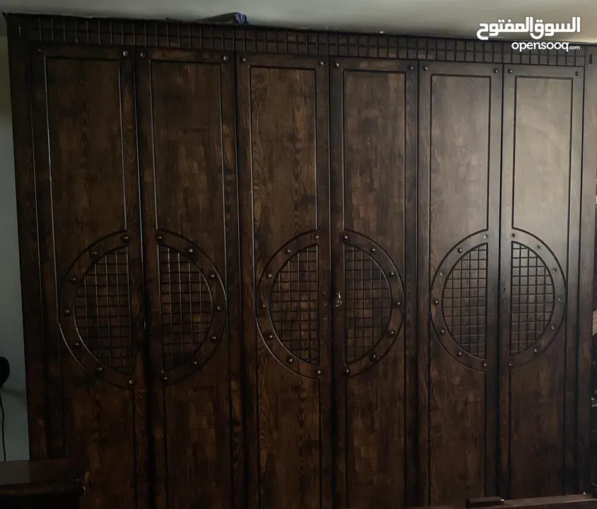 غرفة نوم كاملة مستعملة بحالة جيدة جداً
