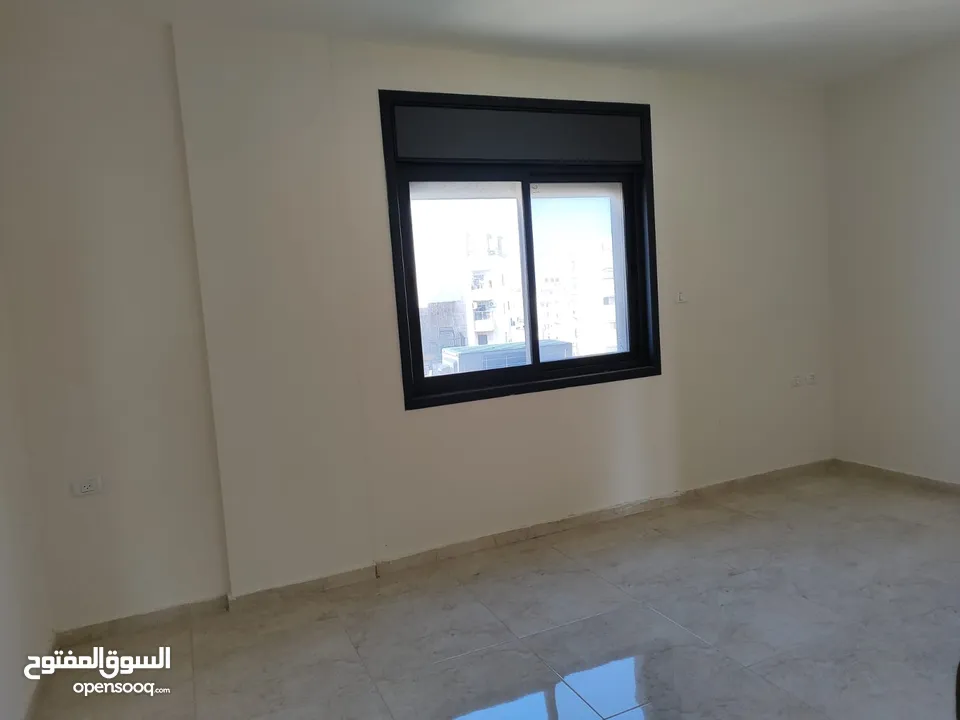 شقة فاخرة للبيع – رام الله التحتا  قرب مدرسة عزيز شاهين