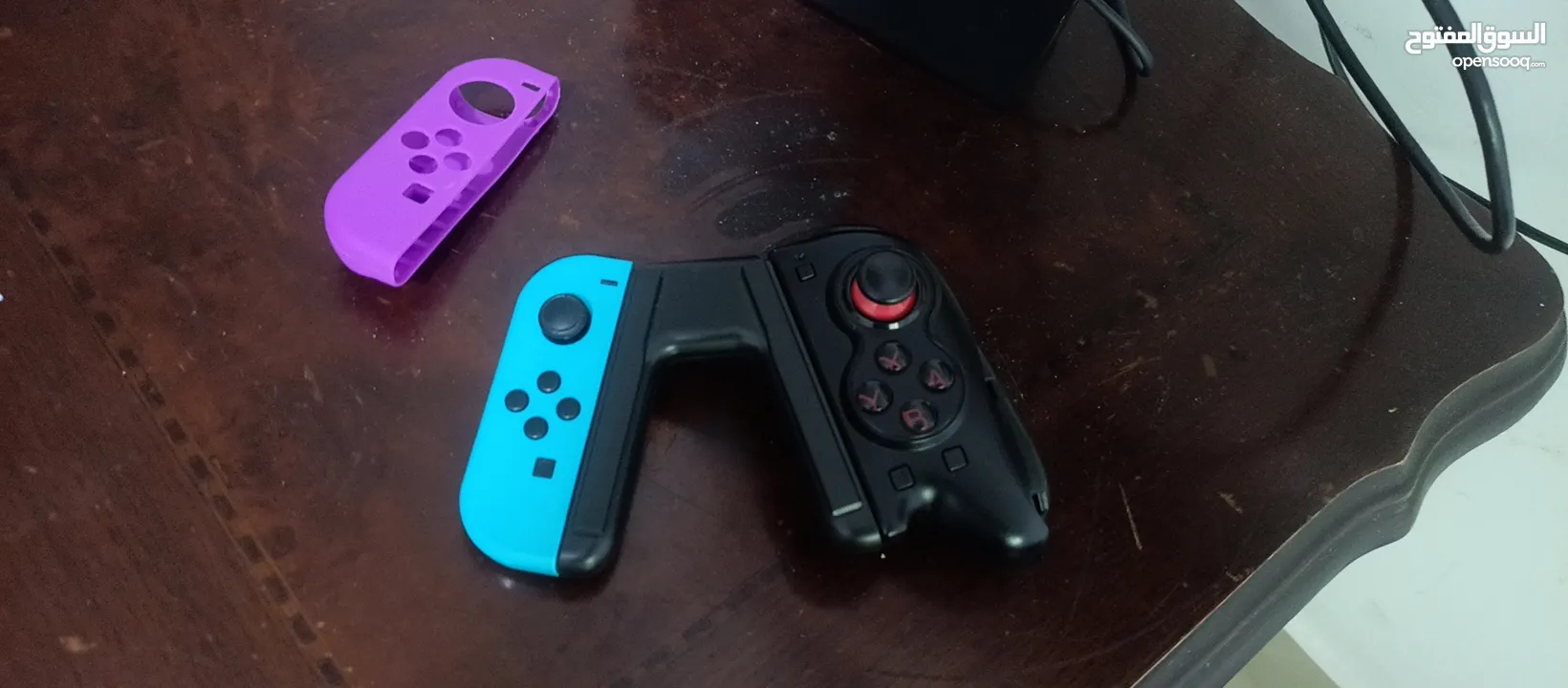 Nintendo switch + Consol Deck + Joycon grip