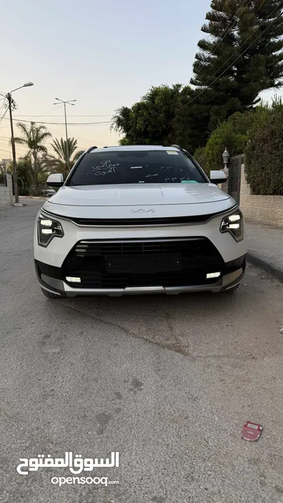 كيا نيرو هايبرد بالمواصفات الفخمه جدا