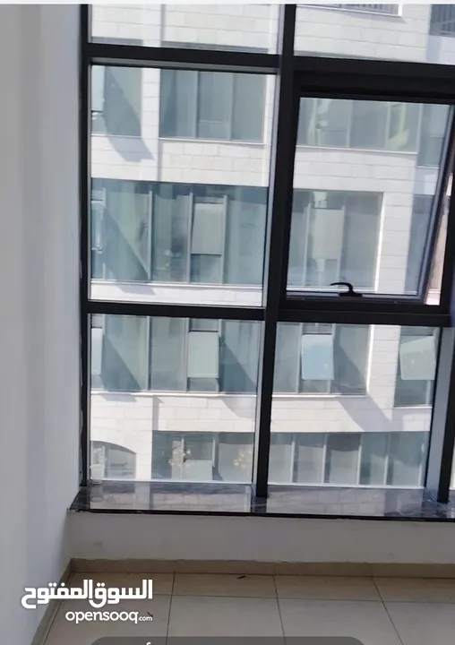 مكتب مطل وكاشف وسط البلد  منطقه حيويه جاهز للتسليم