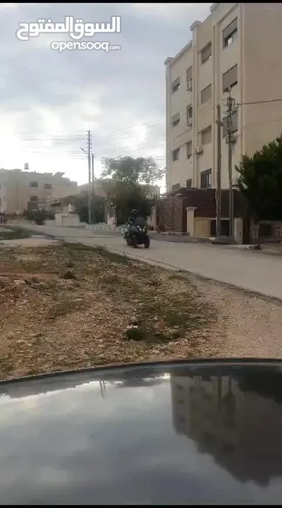 دراجة سكوتر كوادرو ثلاثية العجلات صناعة سويسرية محرك 350cc موديل 2019