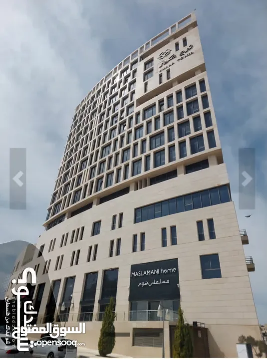 مكتب بالارسال 300 متر مربع في برج عمار