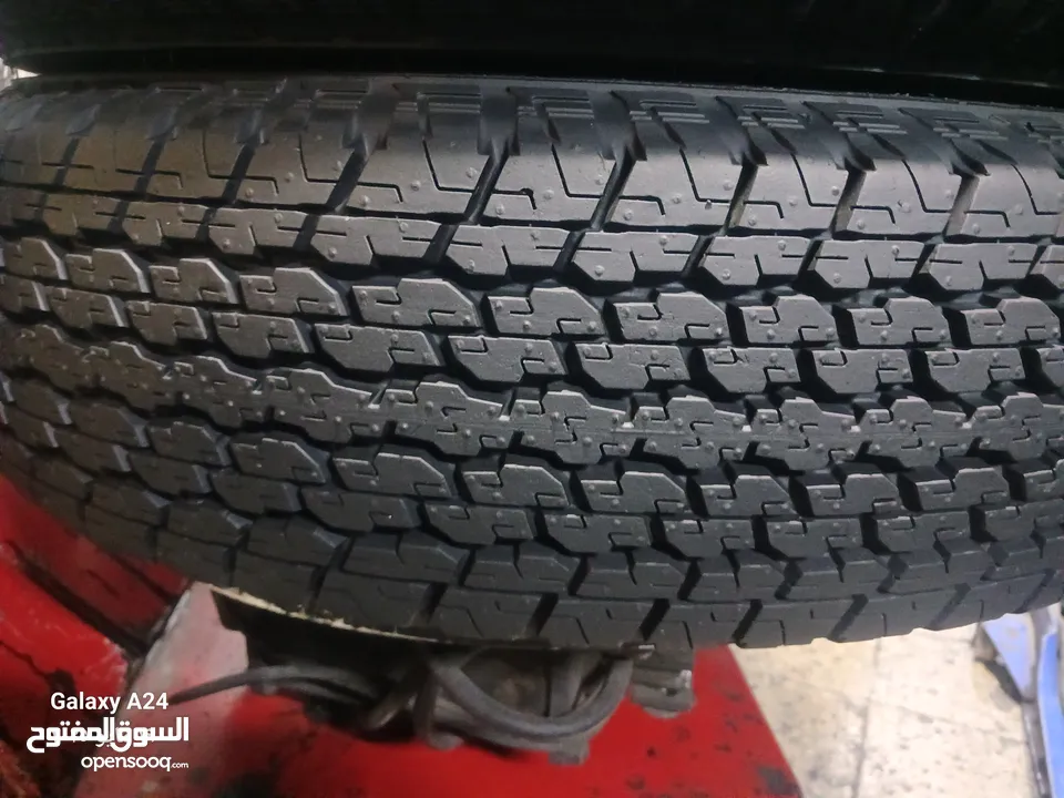 القياس 16 ار 205  من اعلا المواصفات بالاطارات العالميه دبل قومه دبل ستيل نسبت المطاط 100بل100