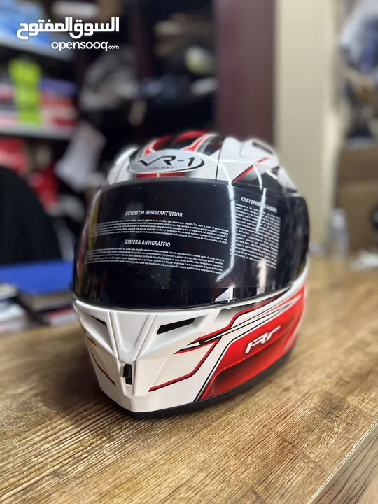 Helmet VR1