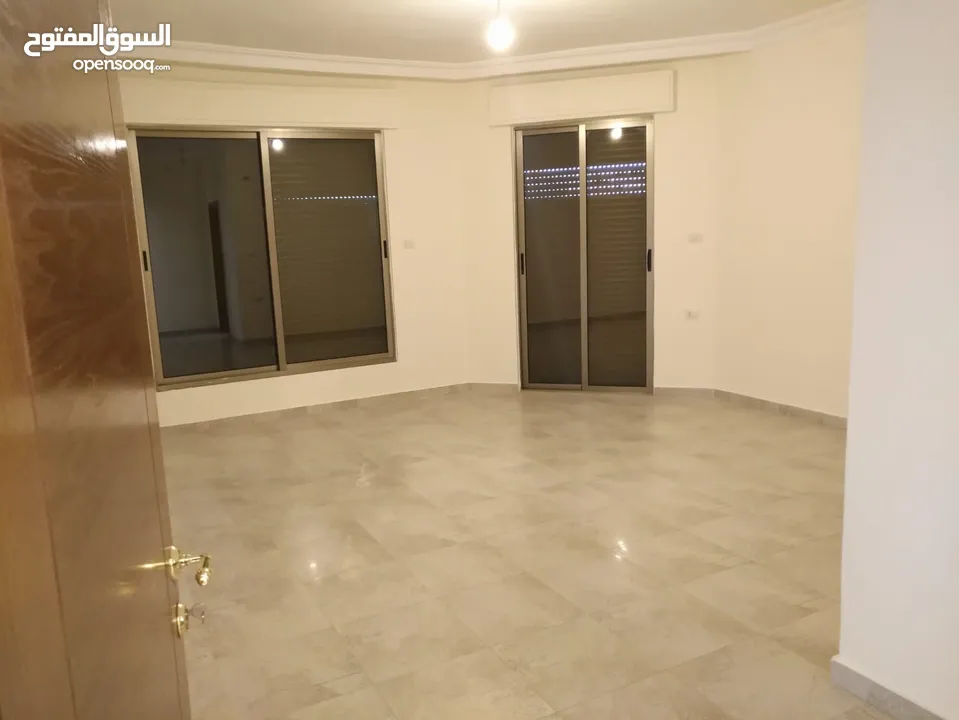شقه ارضي معلق  للبيع في خلدا بالقرب من اكاديميه عمان- ref:14602