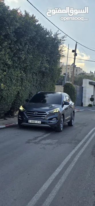 هيواندي توسان ترخيص 2018 فل الفل مسكرررررر اضافات وفحص نخب النحب من جميع النواحي  والله يبارك لصاحب