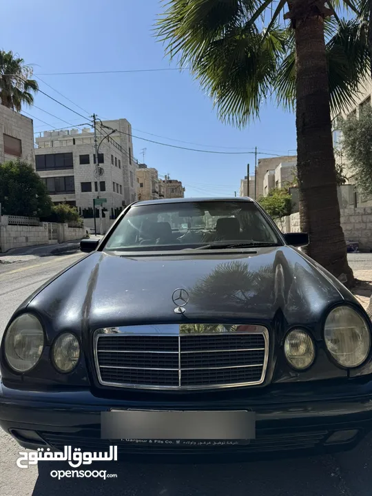 مرسيدس E200 كلاسيك موديل 1999 للبيع