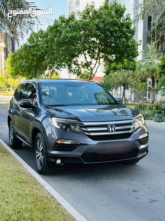 Honda Pilot ( 7 Seater Family Van) Year-2017 1 Year Passing & insurance till September-2025