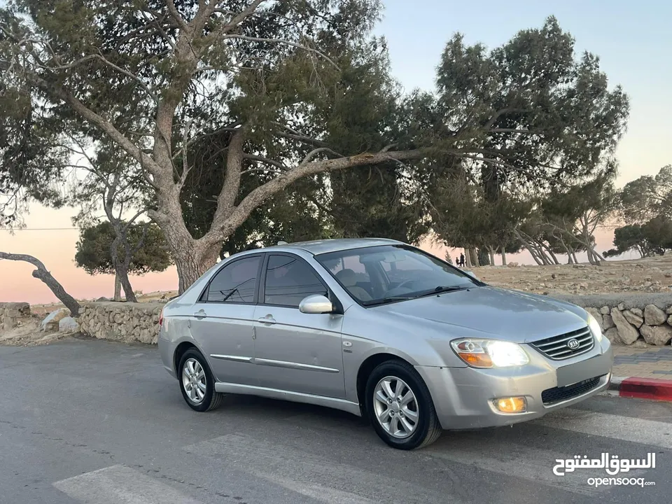 كيا سيراتو 2009 ماتور 1600 بنزين اوتومات
