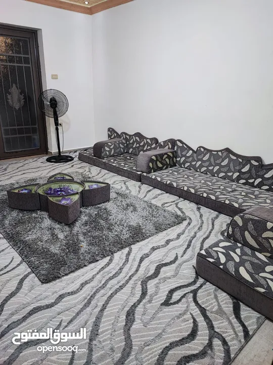 اثاث غرفة ضيوف