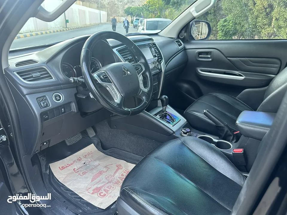 ميتسوبيشي L200 سبورتيرو موديل 2022 وارد الشركة أعلى صنف مع ديفلوك مالك واحد للبيع