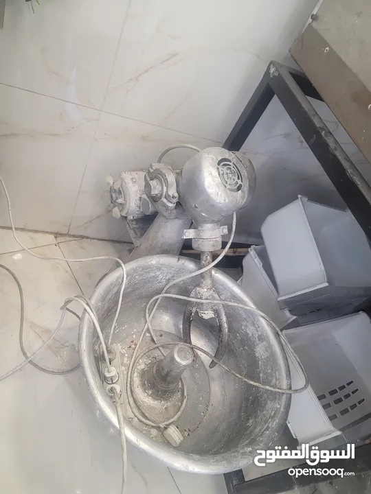 فرن  و عجانة  للبيع