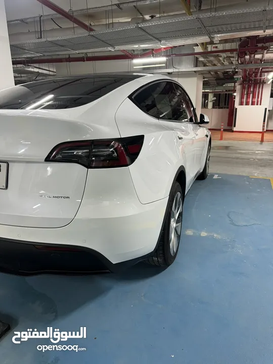 Tesla model Y long range low mileage