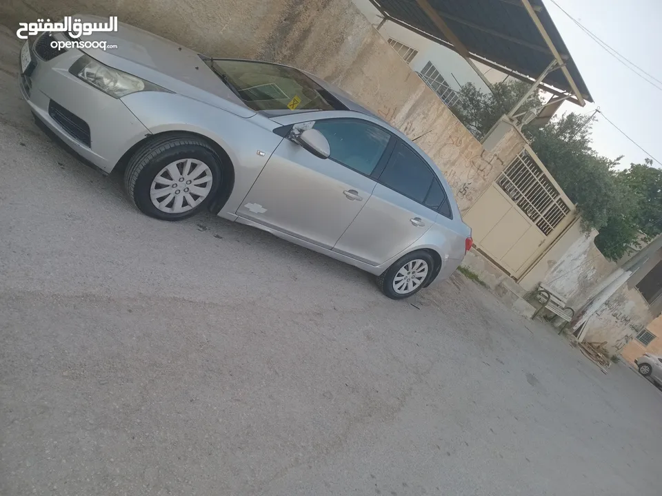 سيارة للبيع