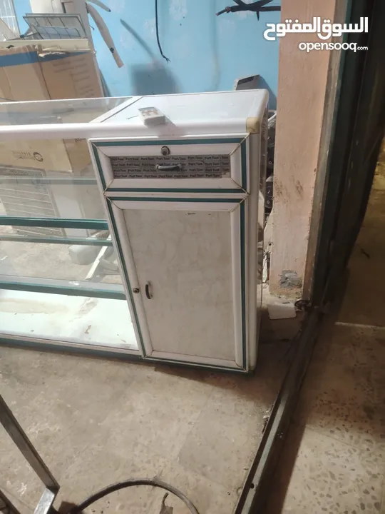 بترينا زجاج