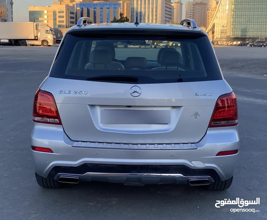 مرسيدس GLK250 موديل 2015 صبغ الوكاله