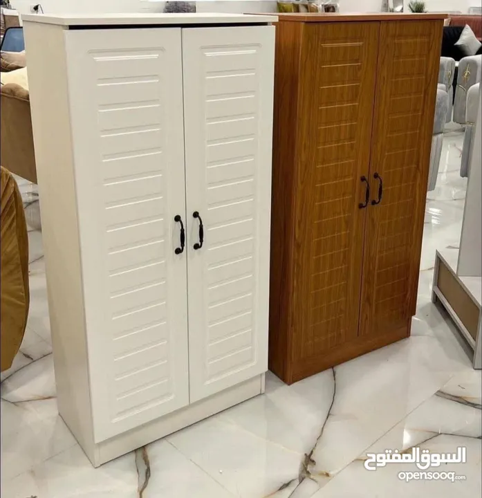 خزانة احذيه خشبيه وليست بلاستيك توفرت ب 3 الوان على طلبكم ومتل ما عودناكم السعر على العرض استغلوه يل