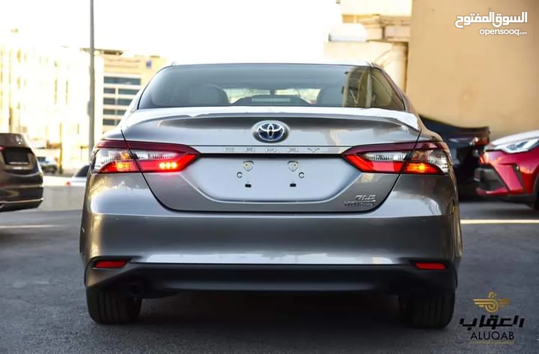 لون فيراني Toyota Camry GLE 2024